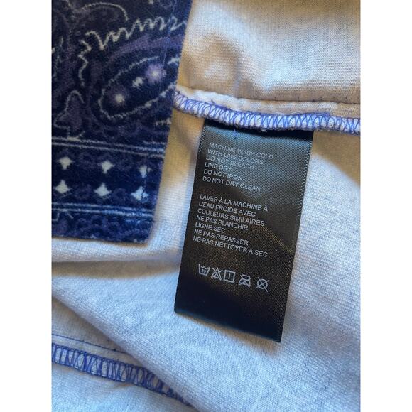 Urban Outfitters Navy Blue Bandana Strawberry Print Mini Skirt Med Cottagecore - Picture 8 of 13